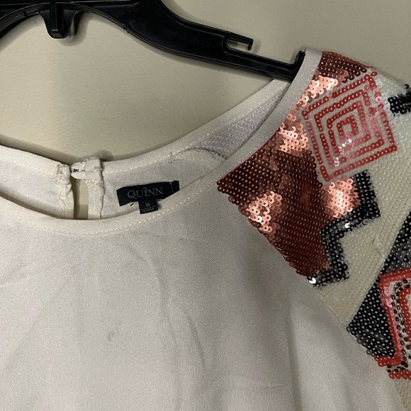Sequin short sleeve blouse - Picture 3 of 6